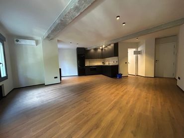 Piso con ascensor en venta en Centro - Corte Inglés