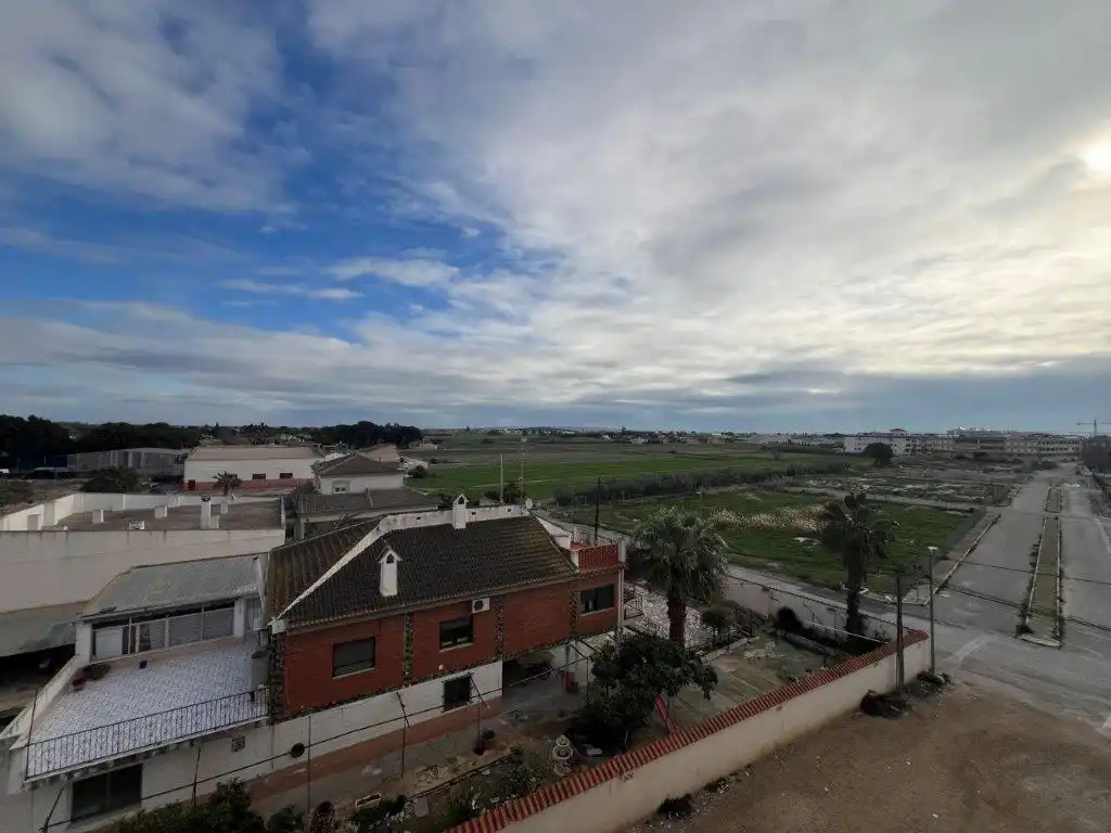 Exterior view of Flat for sale in Dolores  with Air Conditioner, Terrace and Furnished
