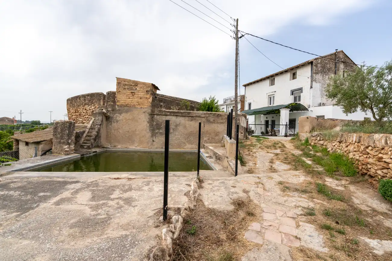 Vista exterior de Casa adosada en venta en Tortosa con Aire acondicionado, Jardín privado y Terraza