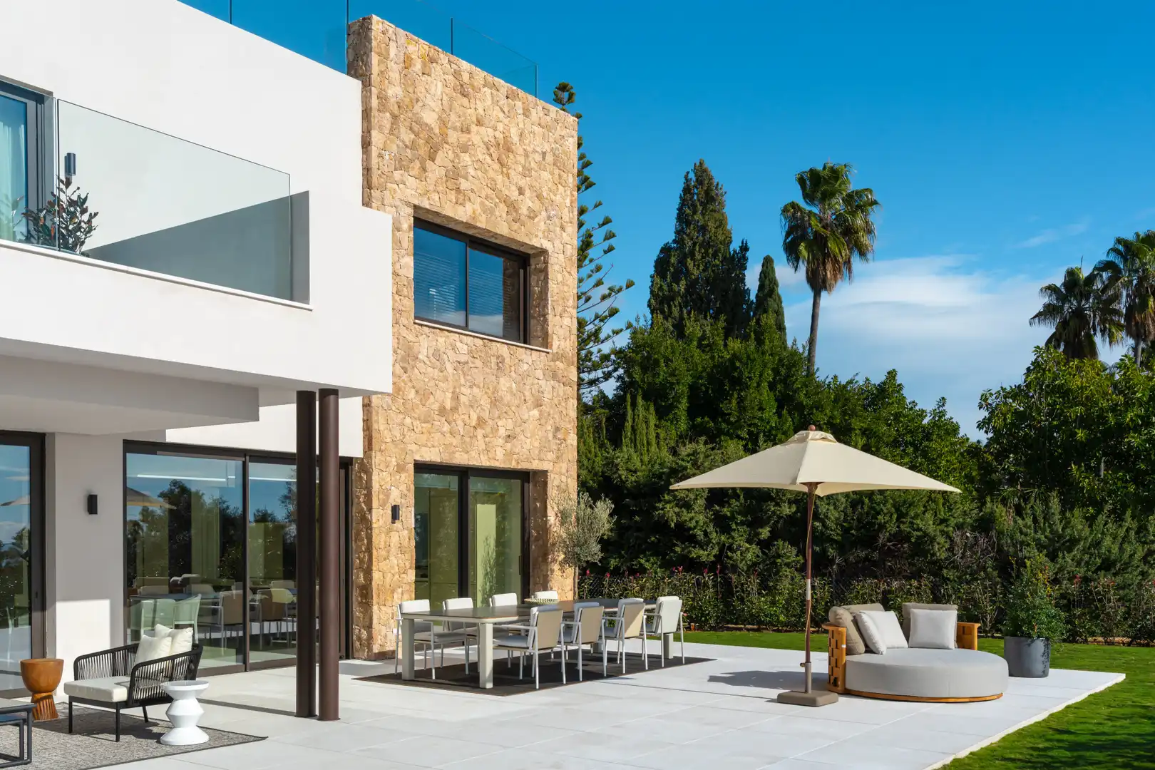 Casa amb piscina en venda a Milla de Oro