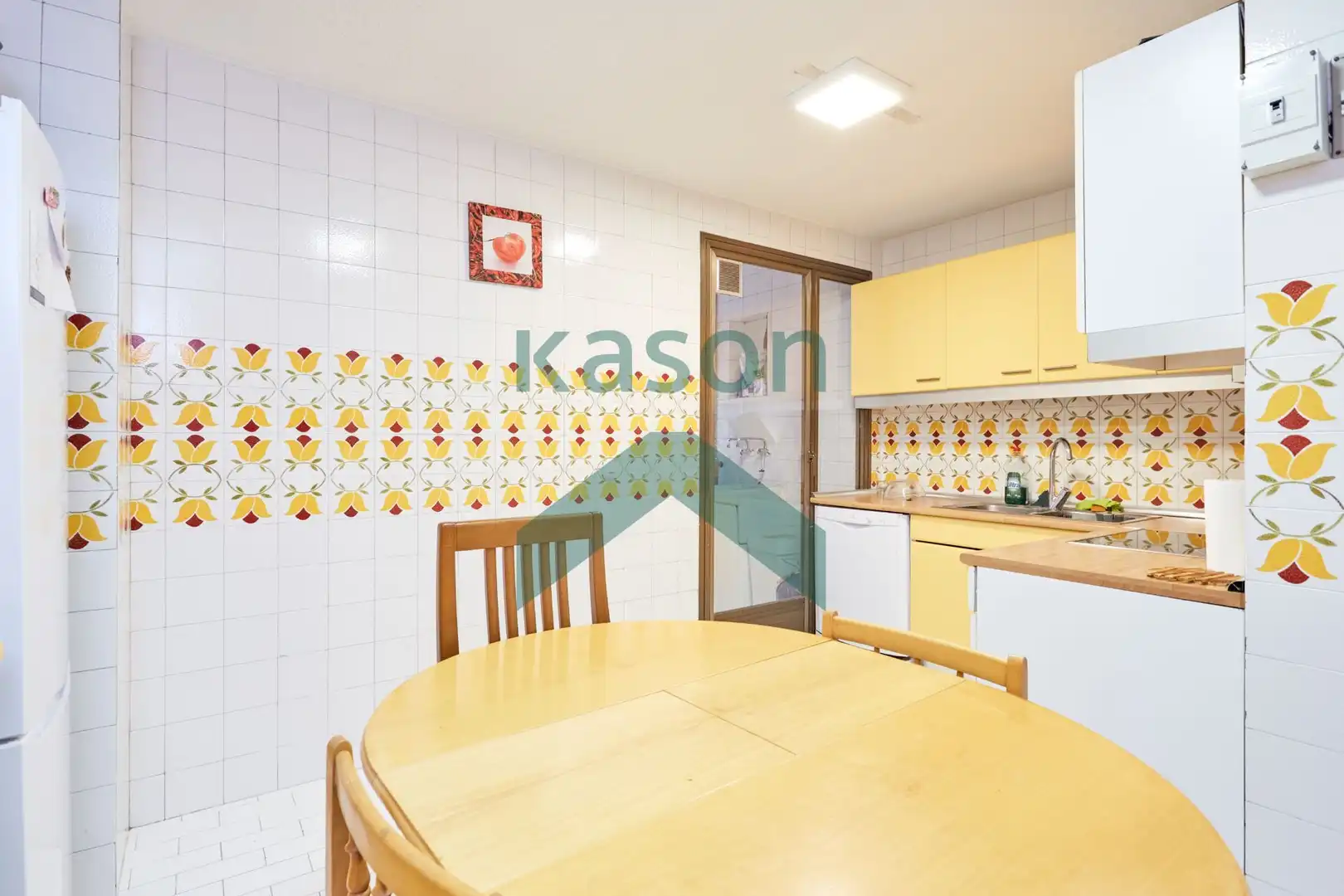 Cocina de Piso de alquiler en Madrid con Calefacción, Terraza y Amueblado