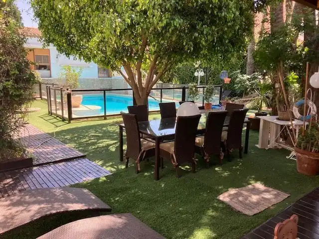 Terrassa de Casa o xalet en venda en Roquetas de Mar amb Aire condicionat, Calefacció i Jardí privat