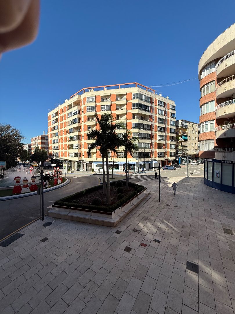 Vista exterior de Oficina en venda en Vélez-Málaga amb Aire condicionat i Calefacció