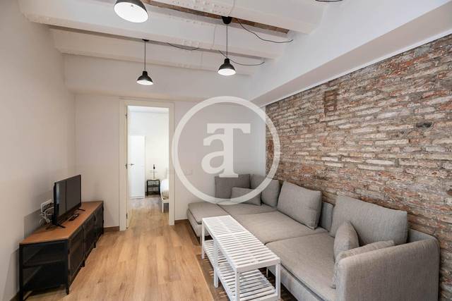 Piso en Alquiler en Carrer de Rogent en El Camp de l'Arpa del Clot