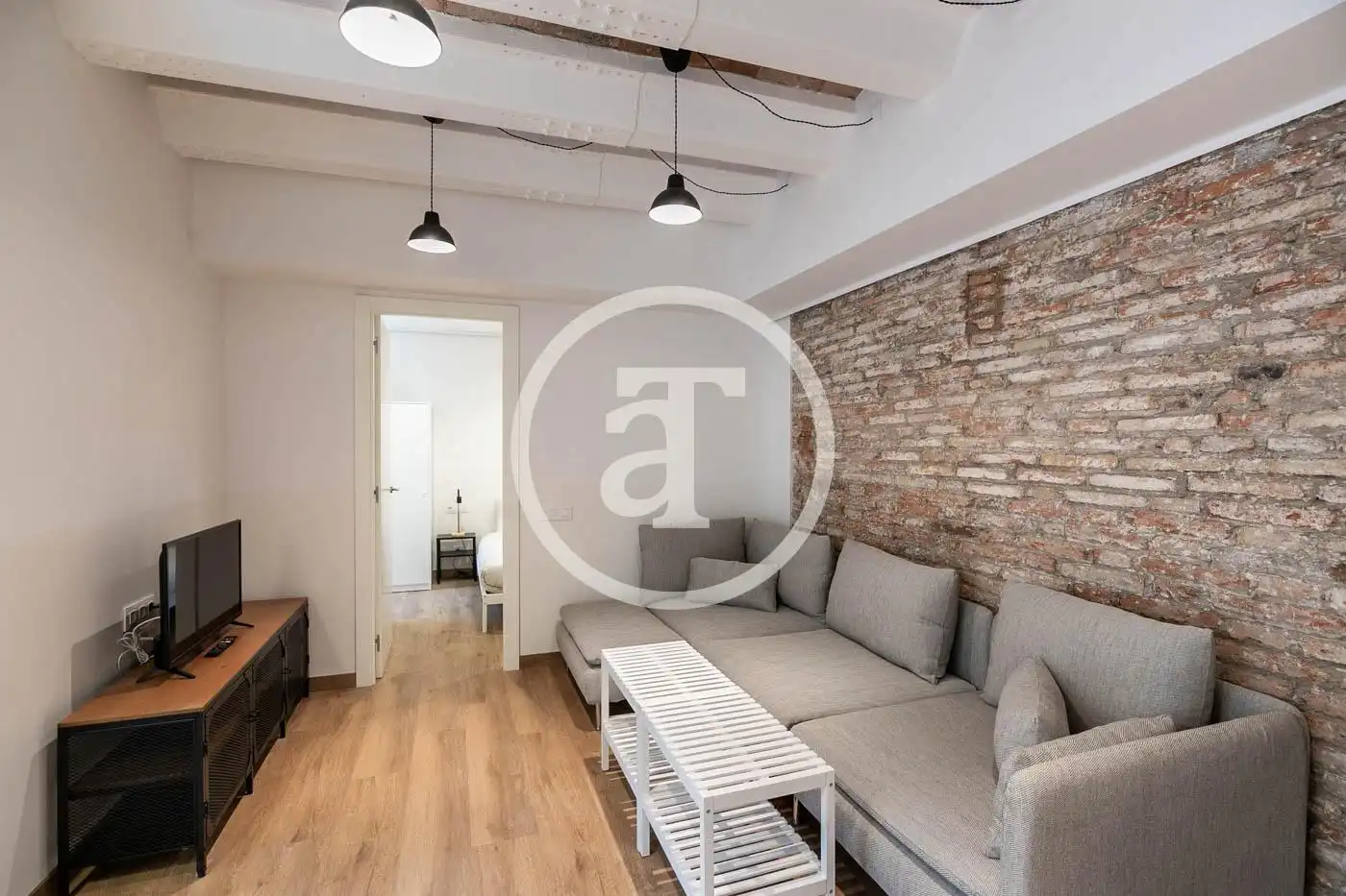 Flat for rent in Carrer de Rogent, El Camp de l'Arpa del Clot