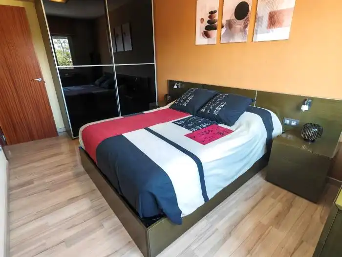Schlafzimmer von Maisonette zum Verkauf in Lliçà d'Amunt mit Klimaanlage, Heizung und Parkett