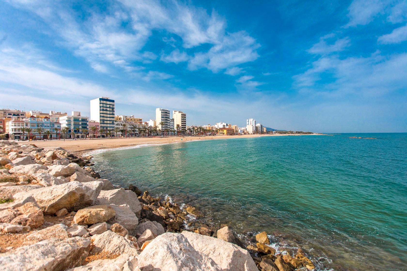 Vista exterior de Pis de lloguer en Vinaròs amb Terrassa, Moblat i Forn