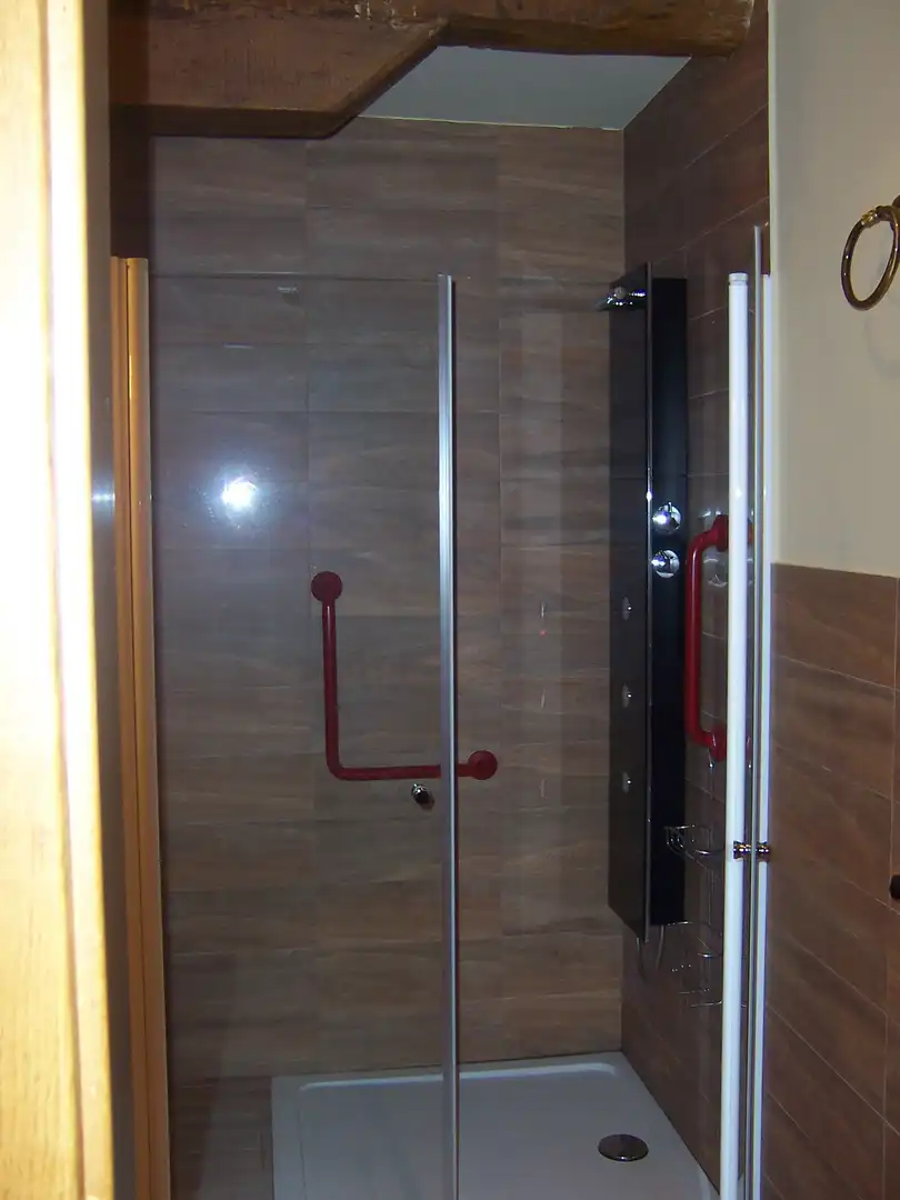 Baño de Casa o chalet en venta en Soba con Jardín privado, Terraza y Amueblado