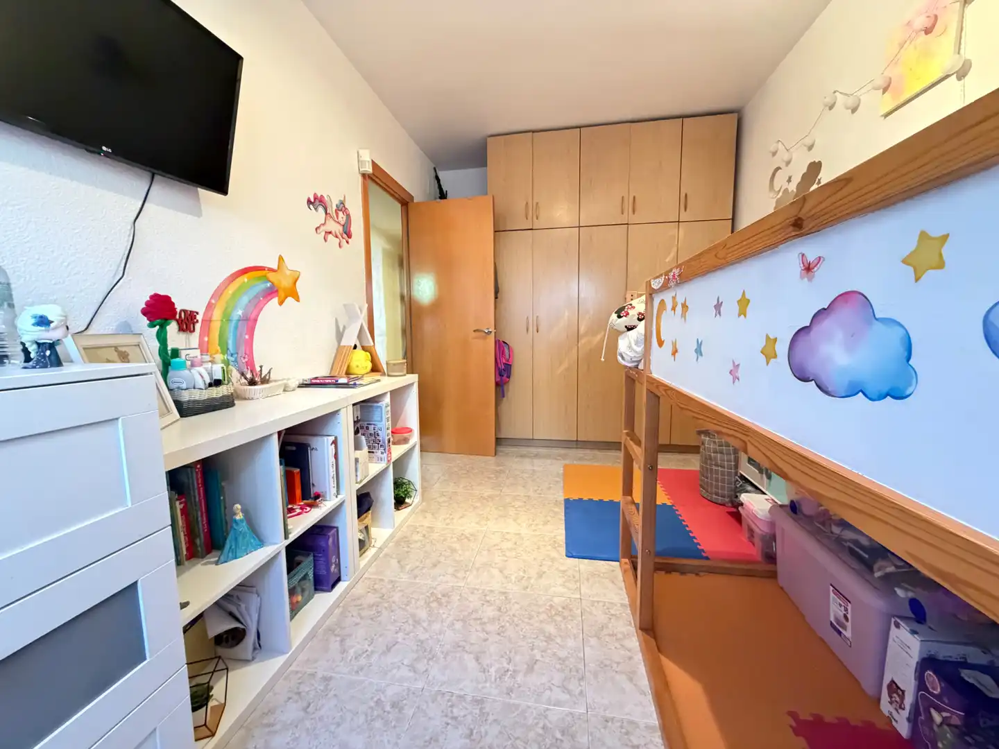 Habitación de Piso en venta en Santa Margarida I Els Monjos con Calefacción, Terraza y Amueblado