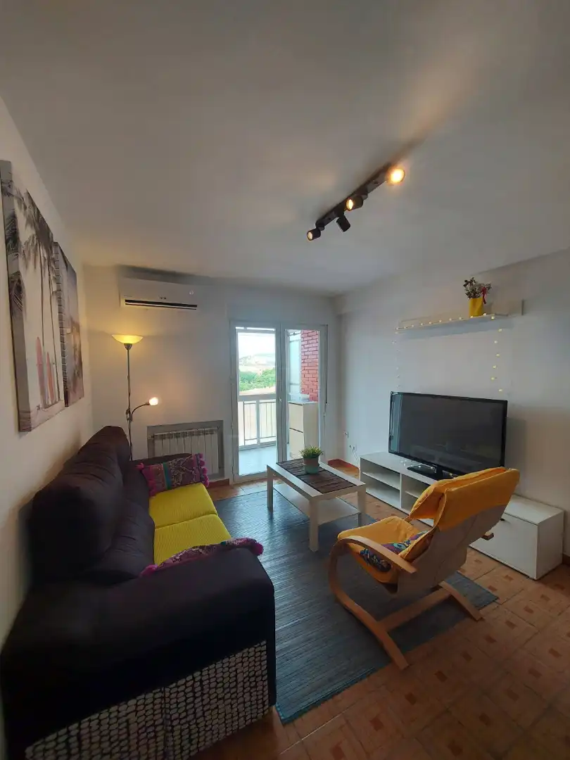 Living room of Flat for sale in Alcalá de Henares  with Air Conditioner, Heating and Terrace