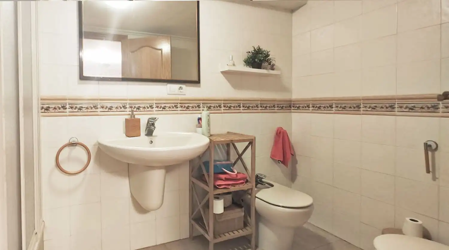 Bany de Casa o xalet en venda en Benicasim / Benicàssim amb Aire condicionat, Calefacció i Jardí privat