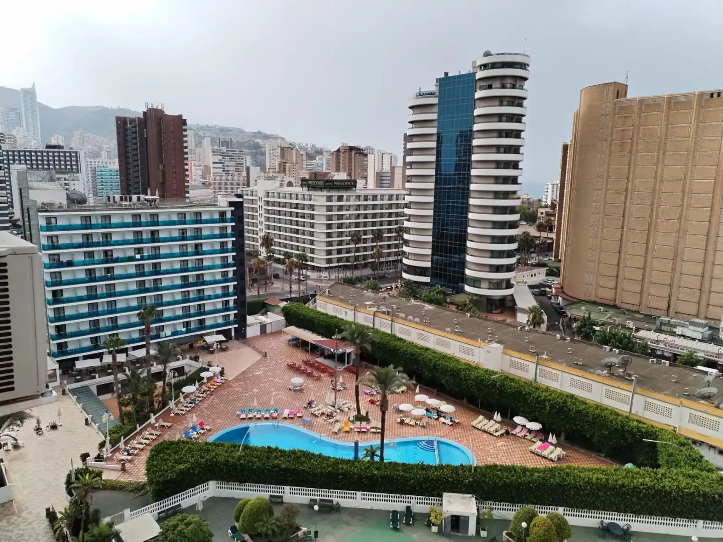 Vista exterior de Apartamento en venta en Benidorm con Aire acondicionado, Amueblado y Piscina comunitaria