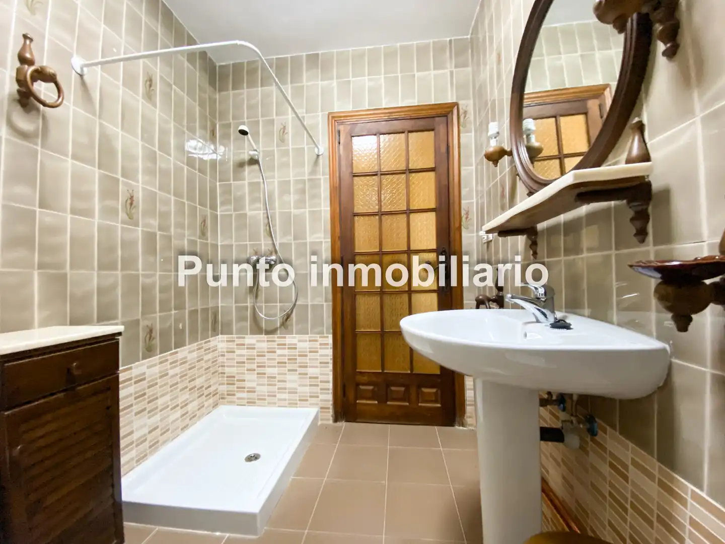 Cocina de Casa adosada en venta en Tudela de Duero con Calefacción, Jardín privado y Terraza