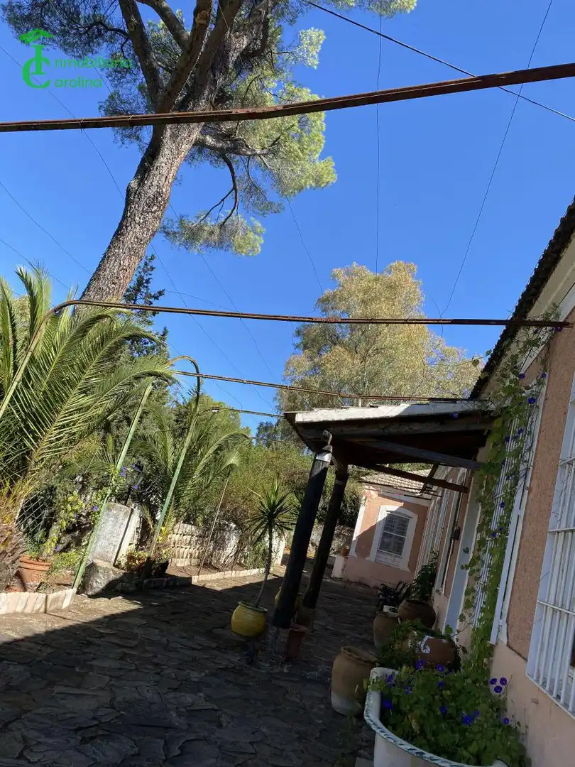 Casa o xalet en venda en Baños de la Encina amb Piscina