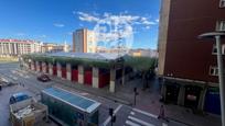 Vista exterior de Pis en venda en Burgos Capital amb Calefacció