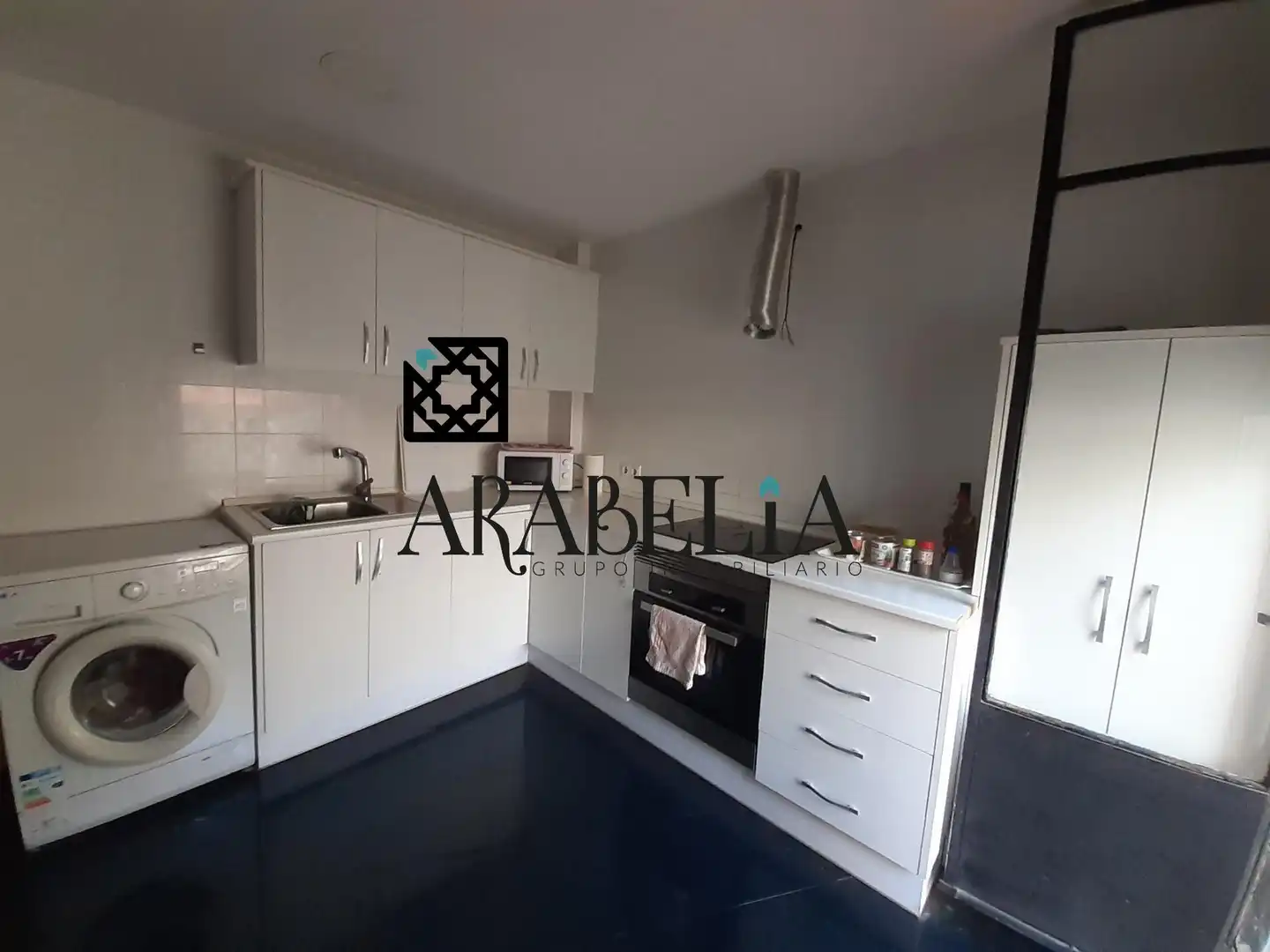 Kitchen of Flat for sale in Córdoba  with Air Conditioner, Terrace and Alarm