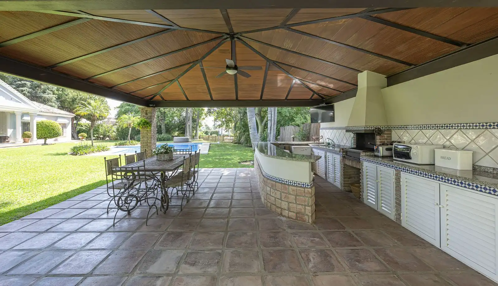 Chalet con terraza en venta en Calle 19 C 501, imagen 33