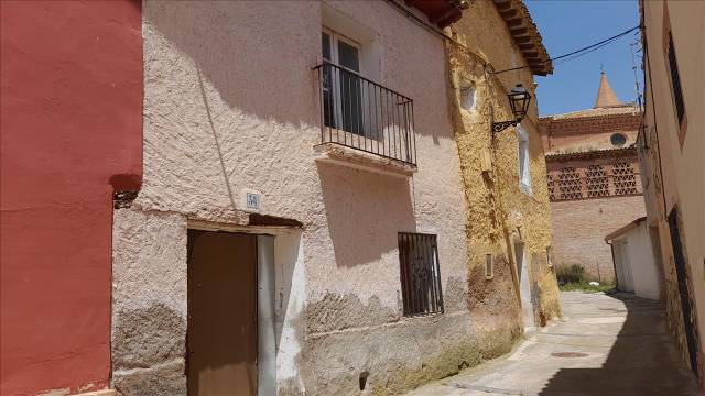 Casa-chalet en Venta en Castillo en Torralba de Ribota