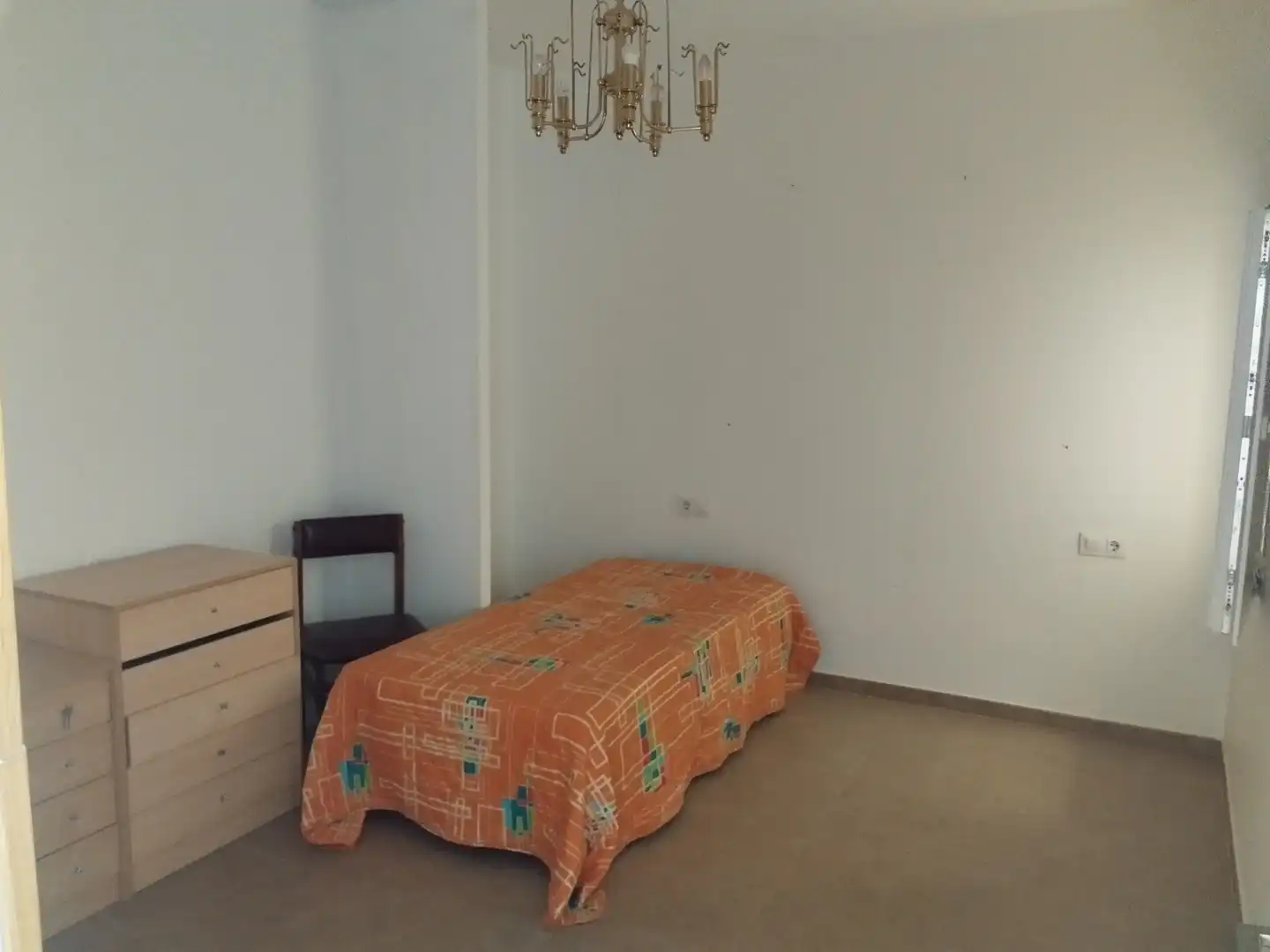 Habitación de Casa o chalet en venta en La Albuera con Jardín privado, Trastero y Amueblado