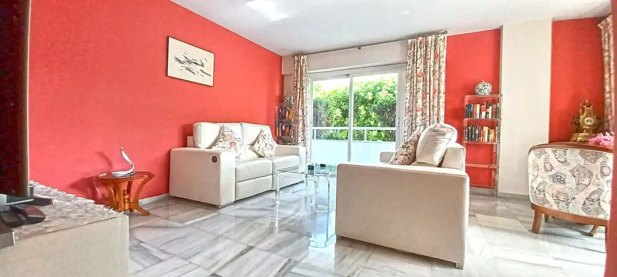Piso con ascensor en venta en Marbella Centro, imagen 2