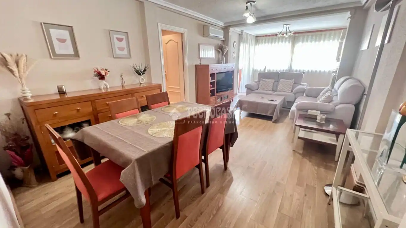 Sala de estar de Piso en venta en Alcalá de Henares con Aire acondicionado, Calefacción y Terraza