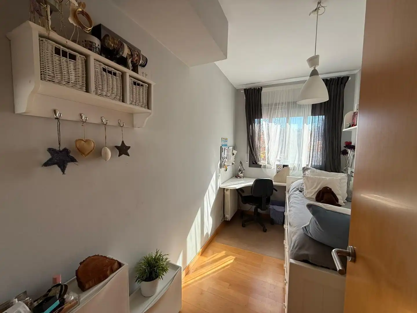 Dormitori de Apartament en venda en Barcelona amb Aire condicionat, Calefacció i Parquet