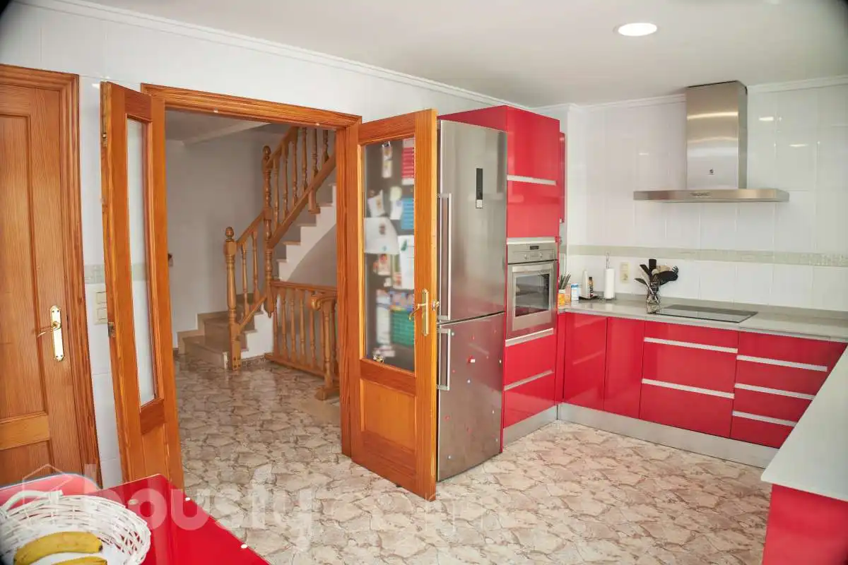 Cuina de Casa o xalet en venda en Miramar
