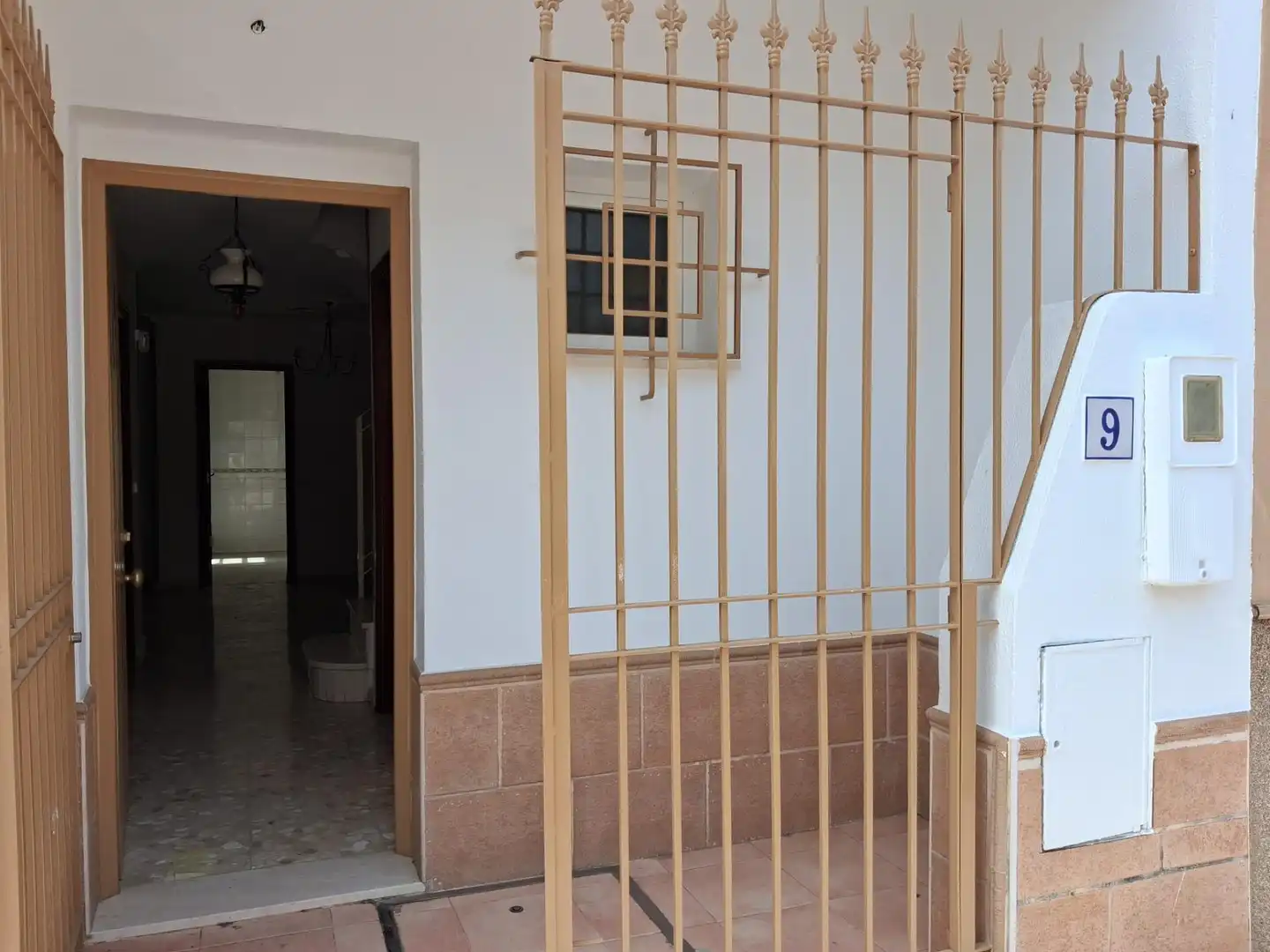 Casa adosada en venda en Utrera amb Piscina comunitària