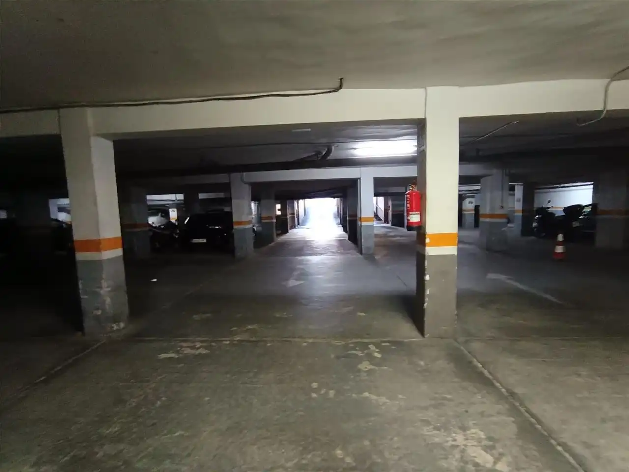 Parking for sale in Tomas De Villarroya, 1, imagen 3