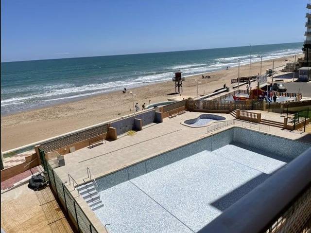 Local comercial en Venta en Mareny de Barraquetes