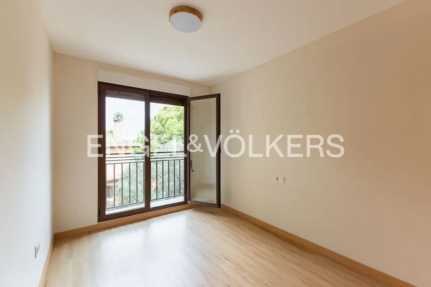 Bedroom of Detached homes for rent in Rocafort  with Air Conditioner, Heating and Parquet flooring