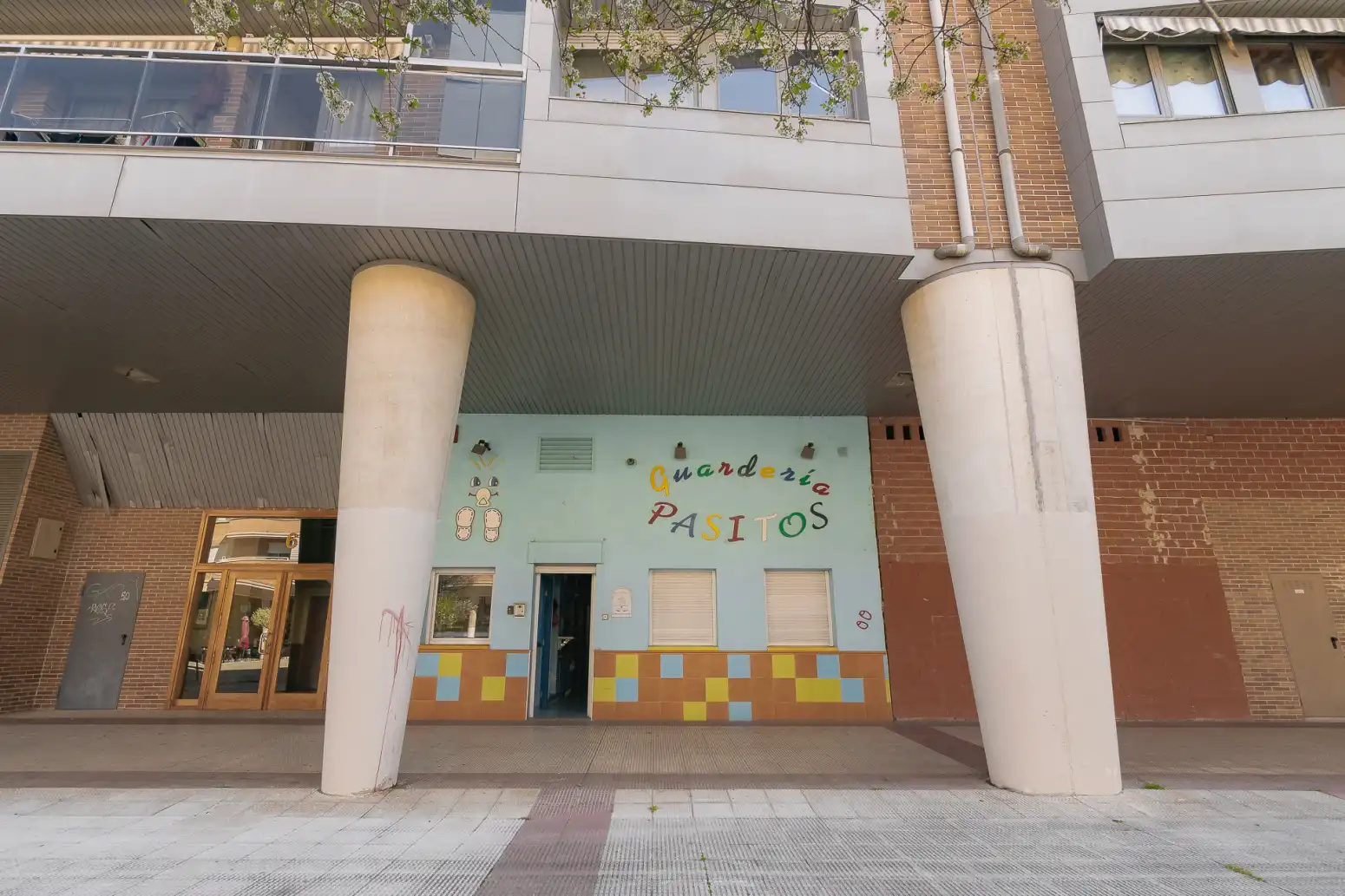 Geschaftsraum zum Verkauf in Pamplona-Iruña - Paseo Federico Soto, 6, Chantrea