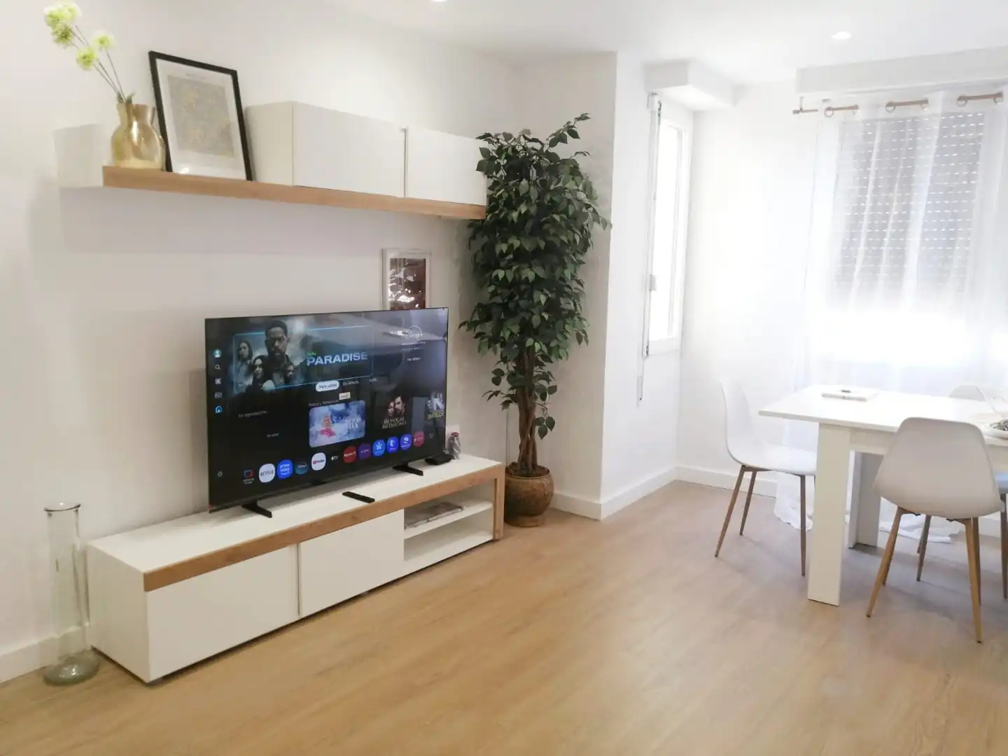 Living room of Flat for rent in Castellón de la Plana / Castelló de la Plana  with Furnished, TV and Internet