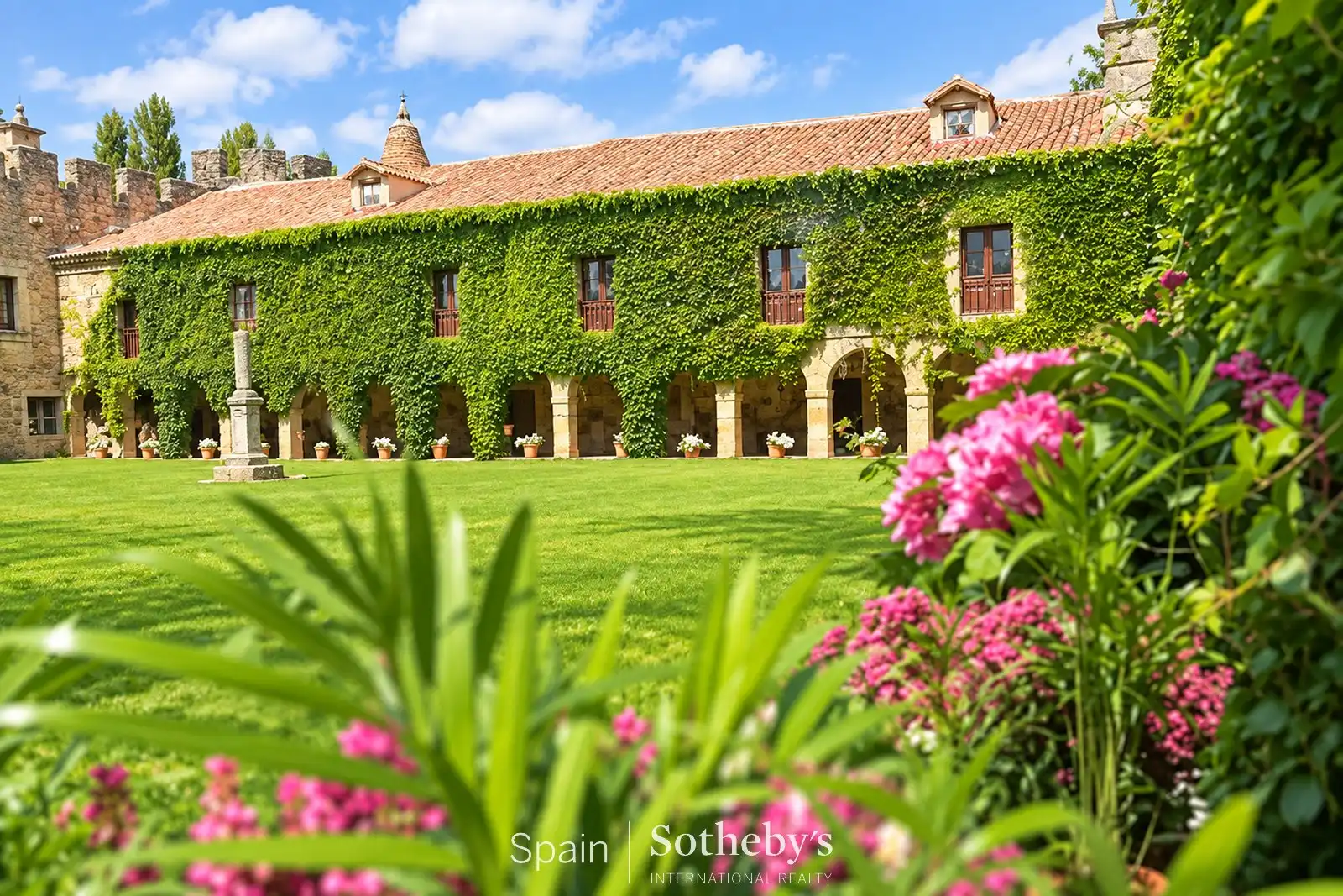 Vista exterior de Finca rústica en venta en Almarza, Soria