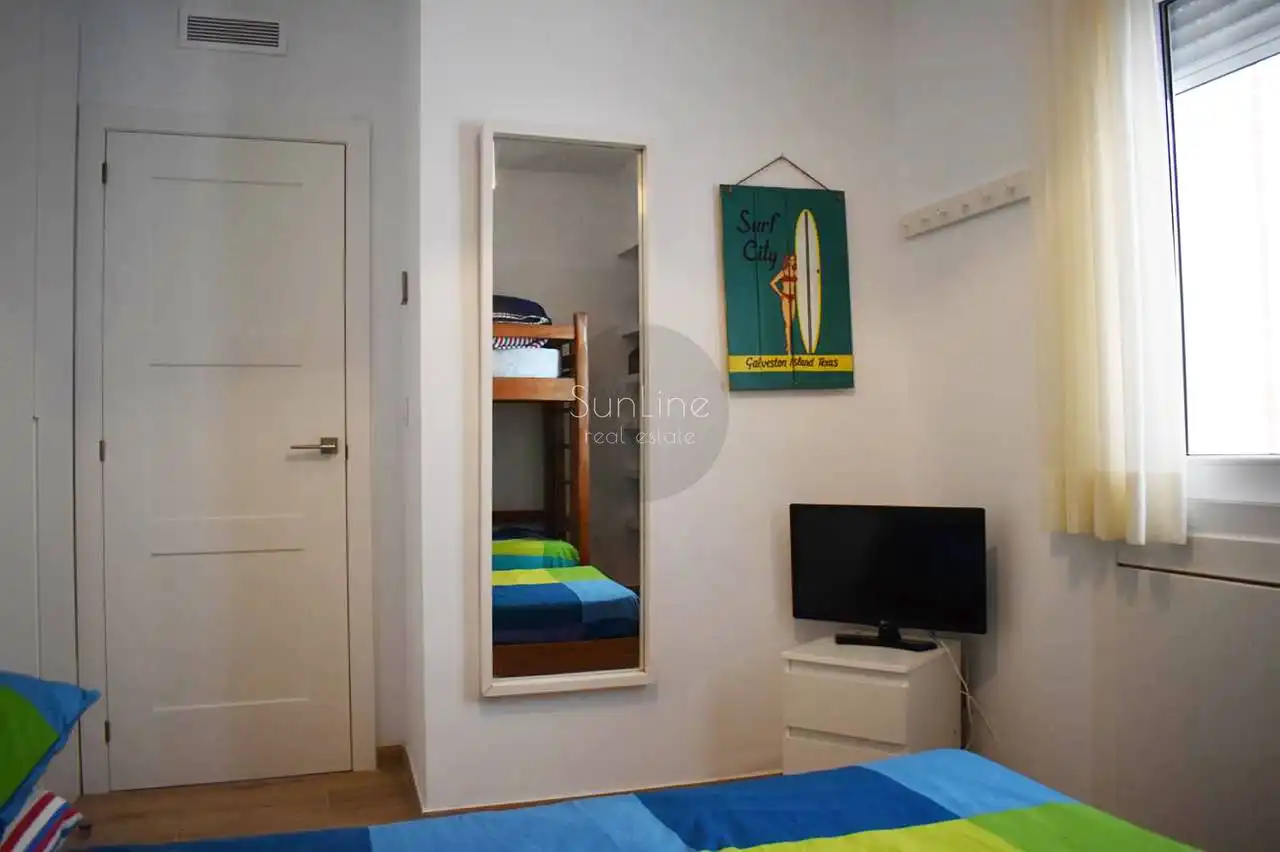Schlafzimmer von Wohnung zum Verkauf in Gandia mit Klimaanlage, Terrasse und Möbliert