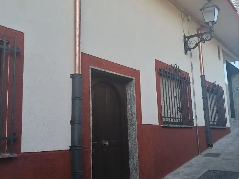 Casa pareada en venta en Calle la Fortaleza 19