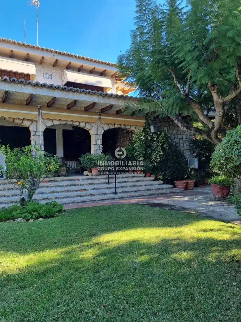 Jardín de Casa o chalet en venta en Alicante / Alacant con Jardín privado, Terraza y Trastero