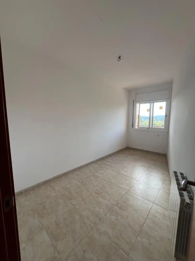 Habitación de Dúplex en venta en Tordera con Balcón y Alarma
