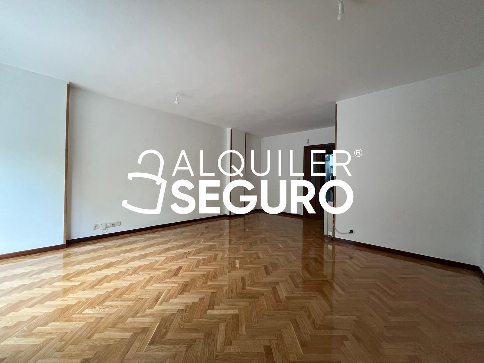 Living room of Flat to rent in Aranjuez  with Heating and Swimming Pool