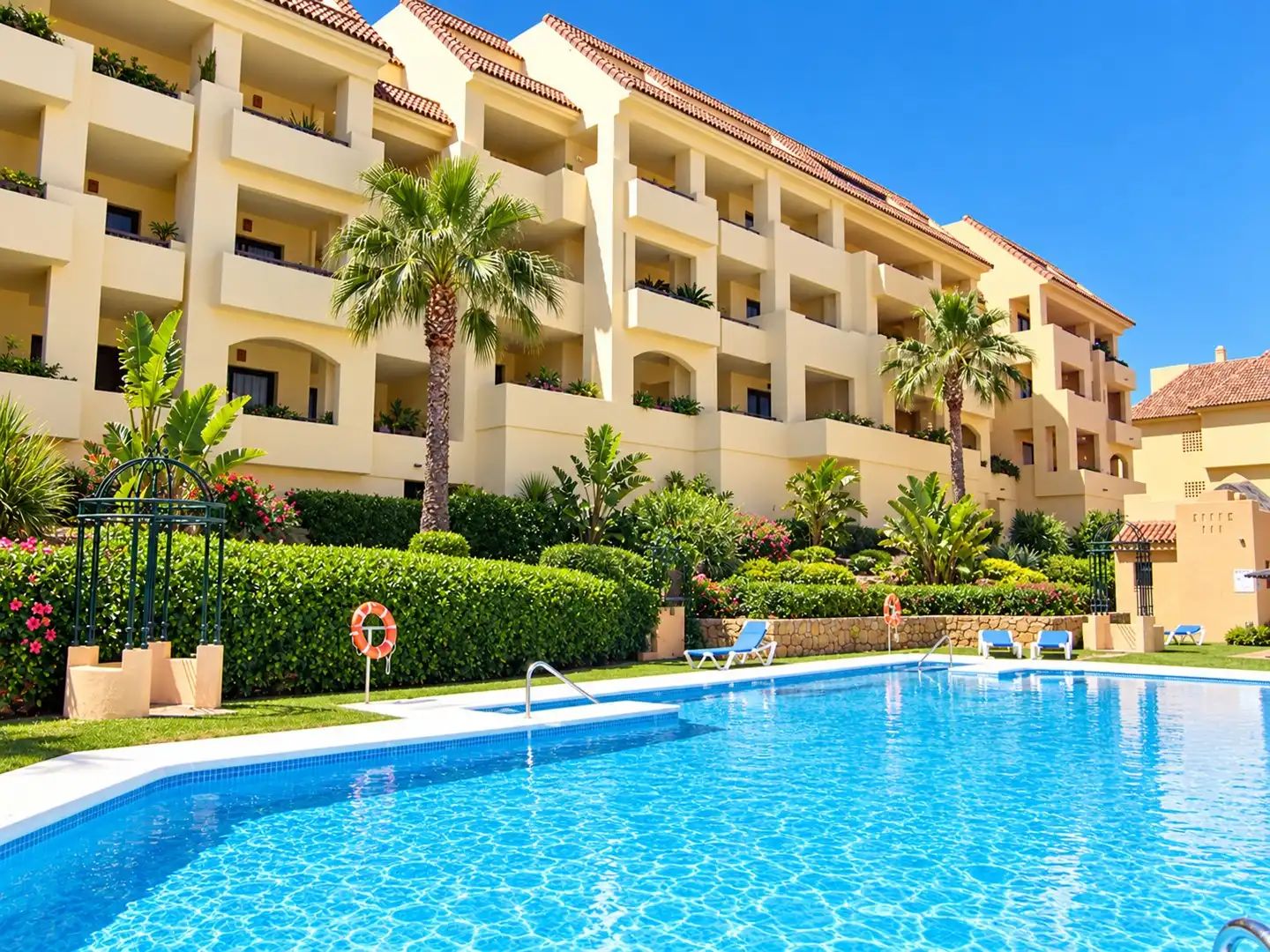 Vista exterior de Apartamento en venta en La Duquesa