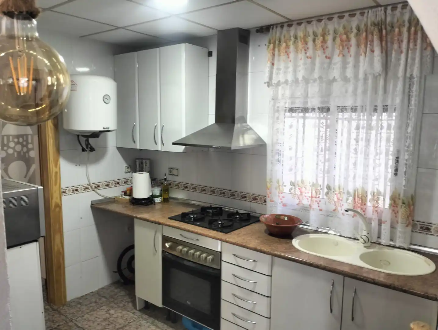 Cuina de Casa o xalet en venda en Murcia amb Calefacció, Jardí privat i Terrassa