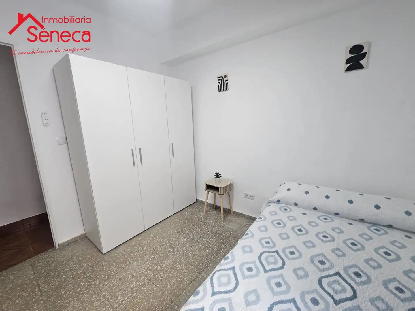 Habitación de Piso de alquiler en Córdoba con Terraza y Amueblado