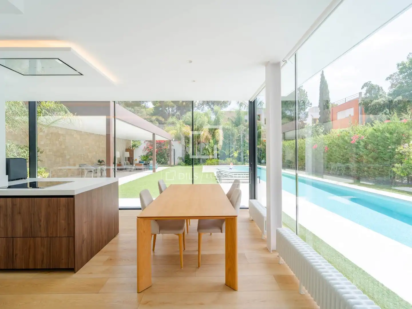 Comedor de Casa o chalet en venta en Godella con Aire acondicionado, Calefacción y Jardín privado