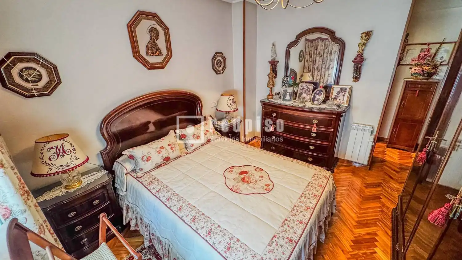 Habitación de Piso en venta en A Coruña Capital  con Parquet y Trastero