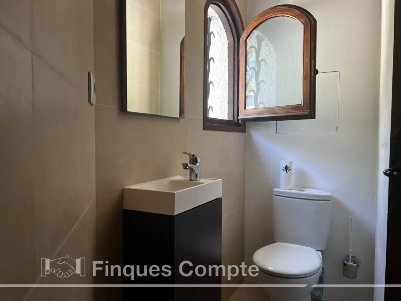 Baño de Casa o chalet en venta en Roda de Berà con Jardín privado, Terraza y Piscina