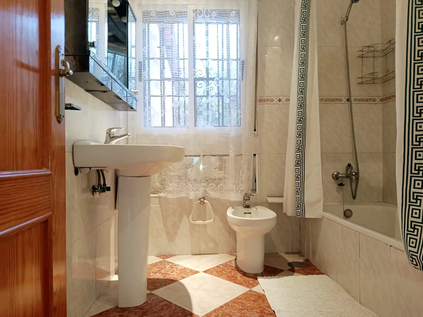 Badezimmer von Country house zum Verkauf in Hinojos mit Privatgarten, Terrasse und Schwimmbad
