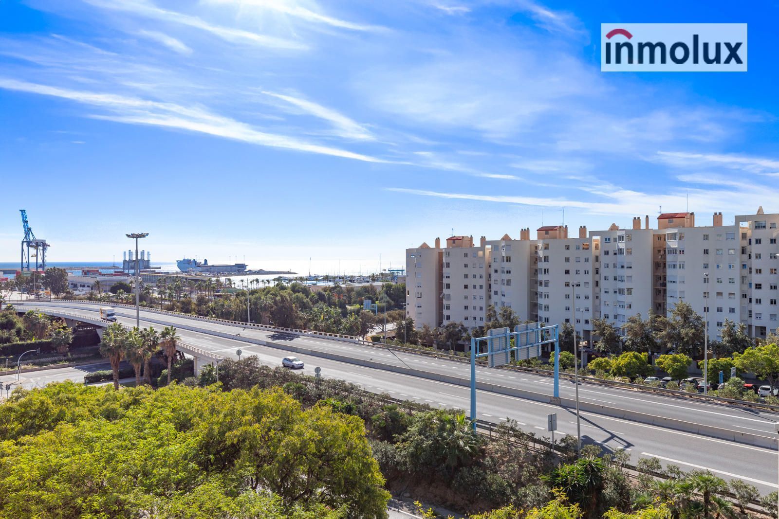 Vista exterior de Dúplex en venda en Alicante / Alacant amb Aire condicionat, Calefacció i Alarma