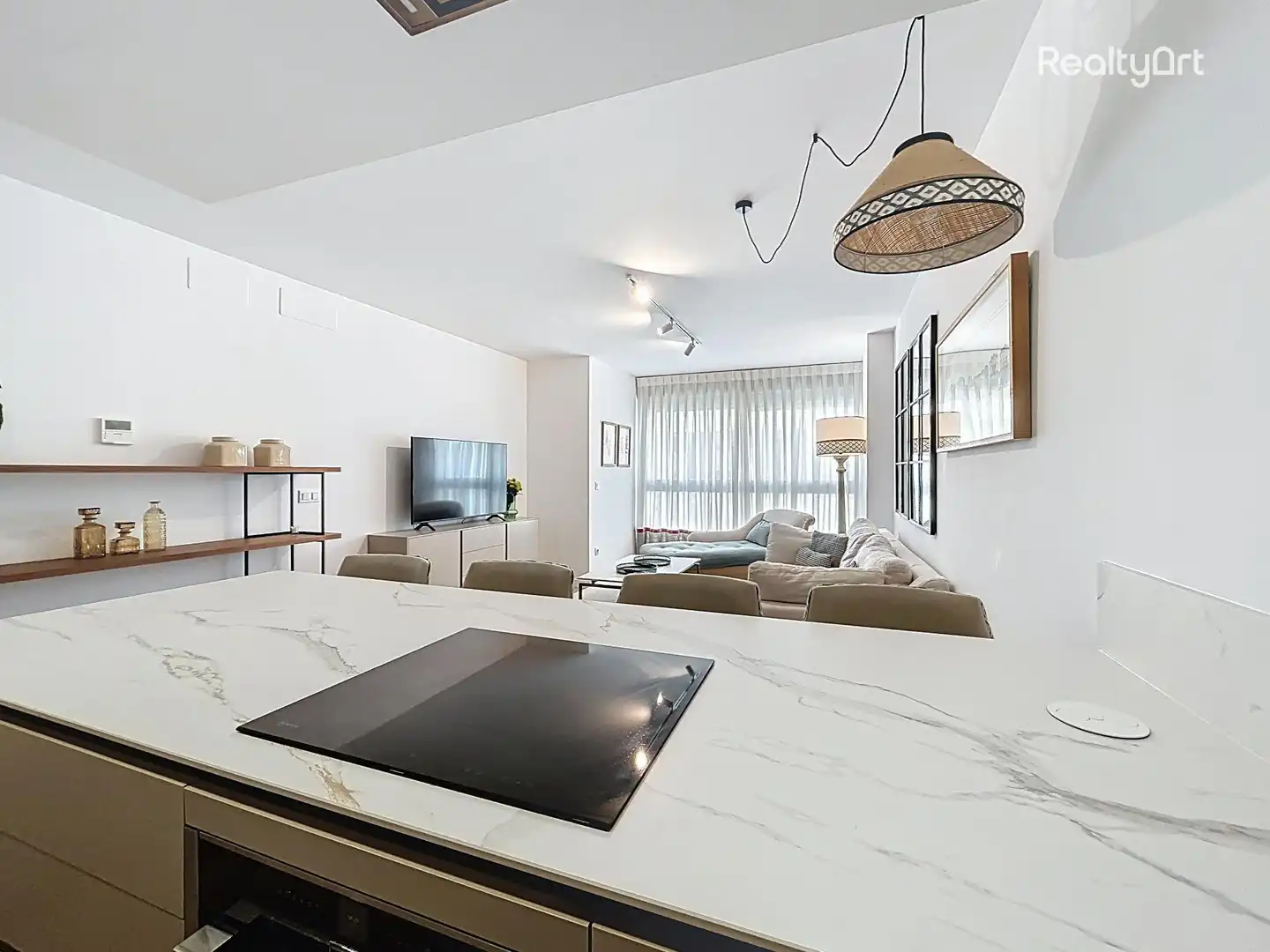 Living room of Flat for sale in Sevilla  with Air Conditioner and Furnished