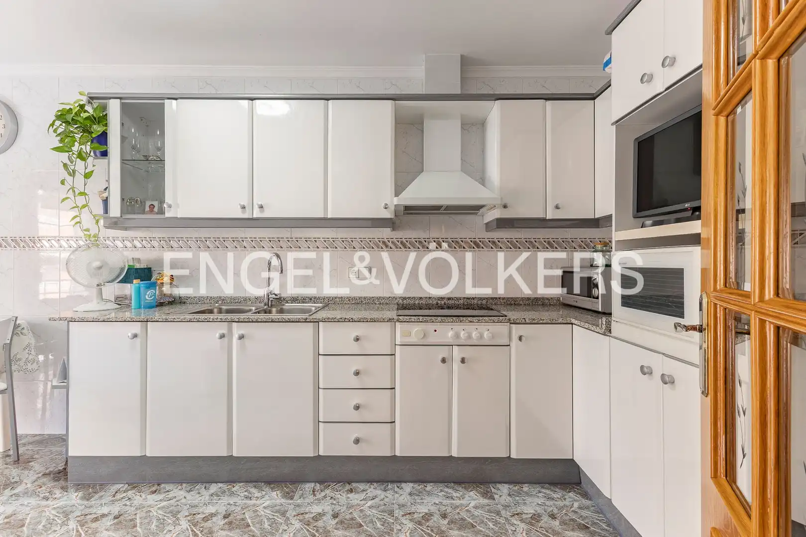 Cocina de Casa o chalet en venta en Barcelona con Calefacción, Parquet y Balcón