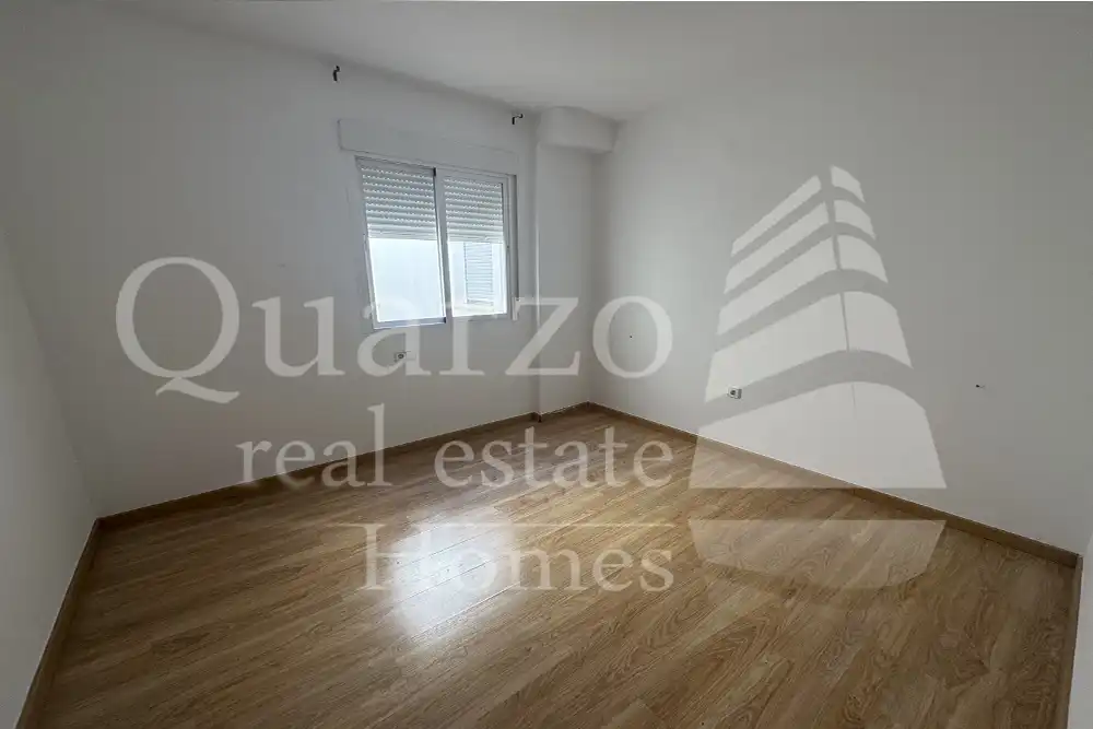 Habitación de Piso en venta en Elda